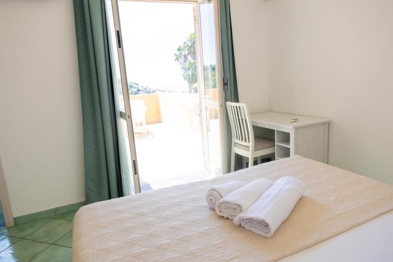 La Luna Hotel 3*